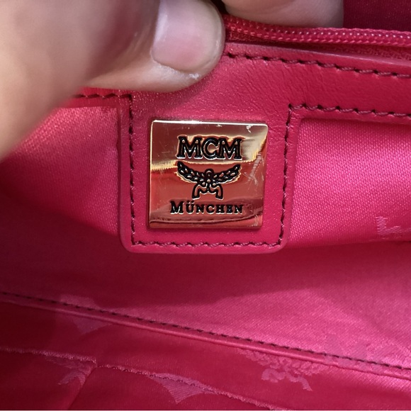 MCM red mini bag with gold chain hand strap and removable crossbody chain strap - Picture 9 of 16